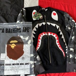 BAPE XL Glow in the dark hoodie Brand New with Tag